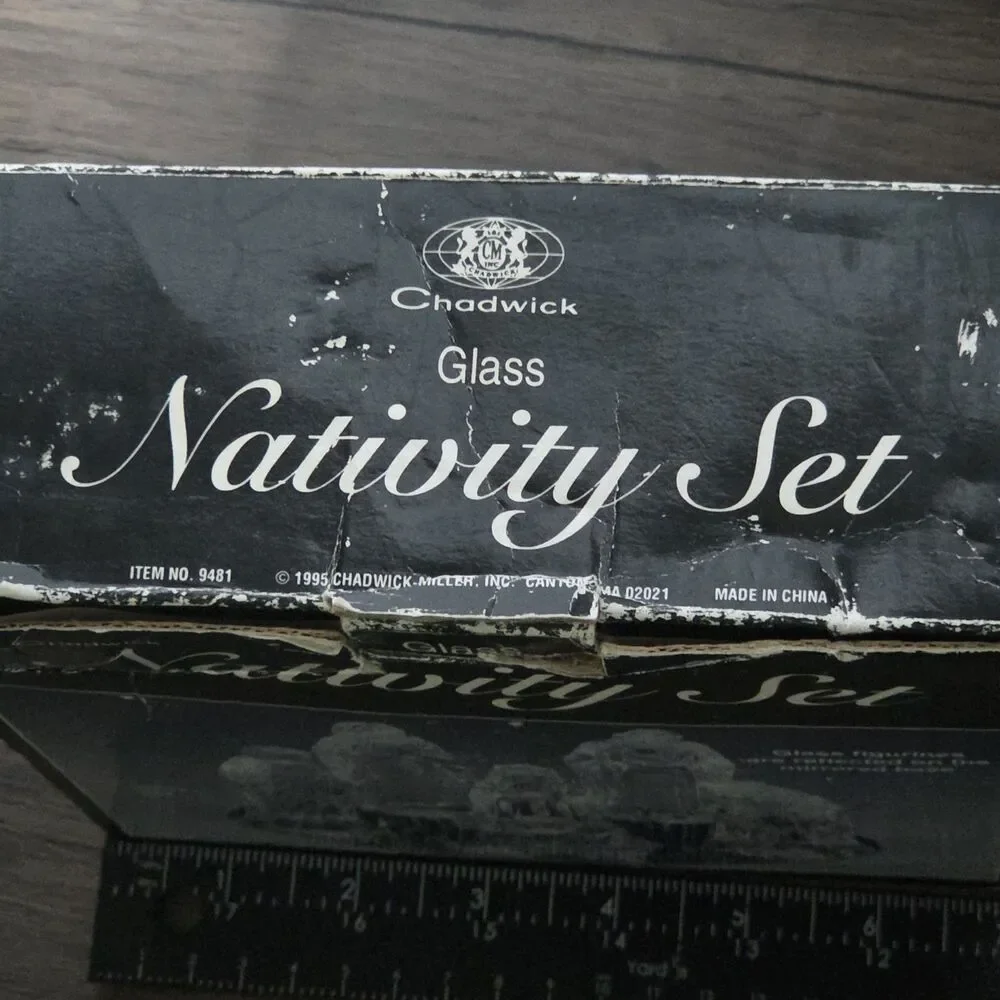 Chadwick Glass Nativity Mirrored Base Christmas Holiday 7 Piece VTG 1995